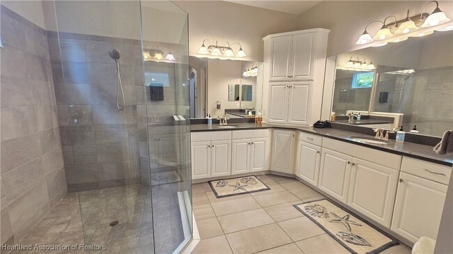 Building Photo - 6001 Anise Dr