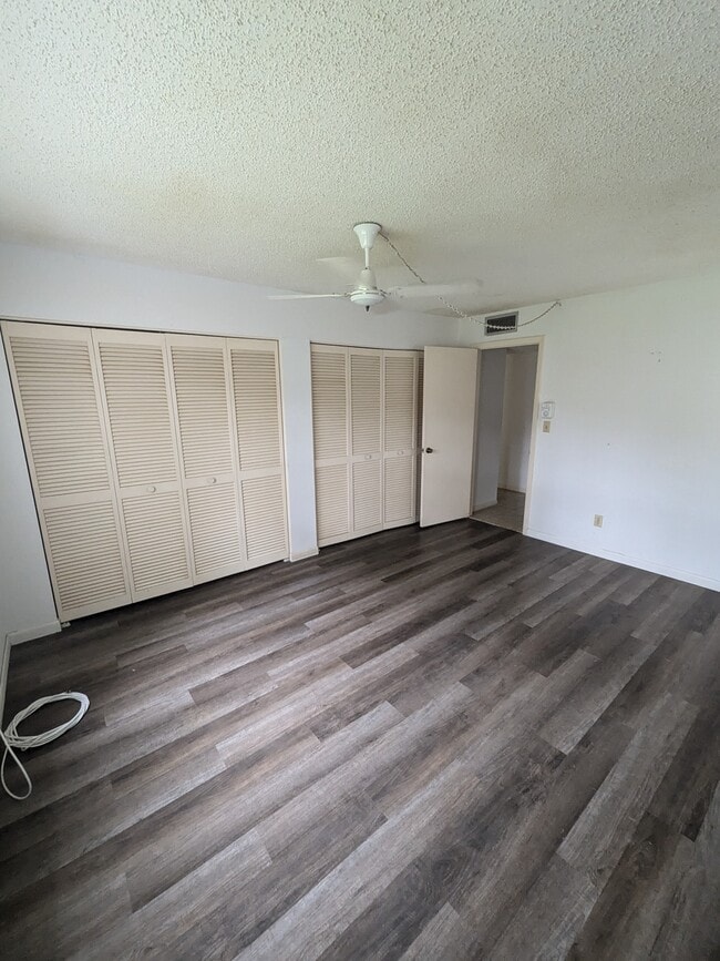 Building Photo - 4272 NW 89th Ave