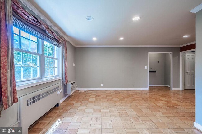 Building Photo - 4374 N Pershing Dr