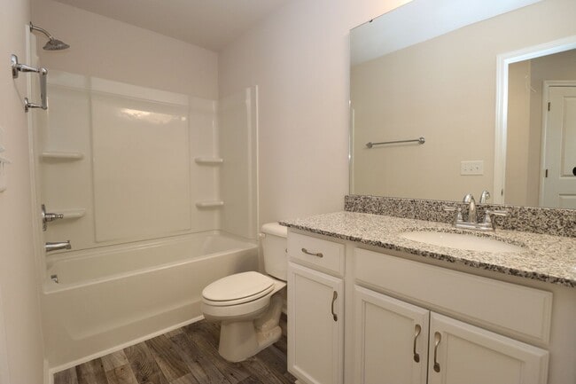 Building Photo - Spacious 3BR Home with Community Pool!