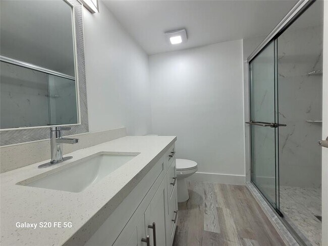 Building Photo - 8820 Royal Palm Blvd