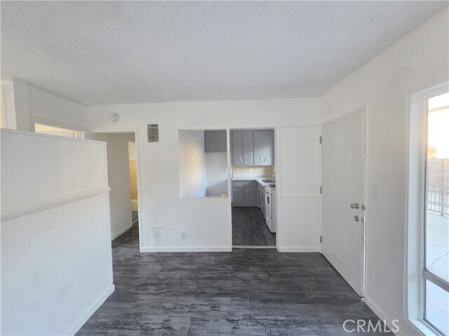 Building Photo - 6018 Hazelhurst Pl