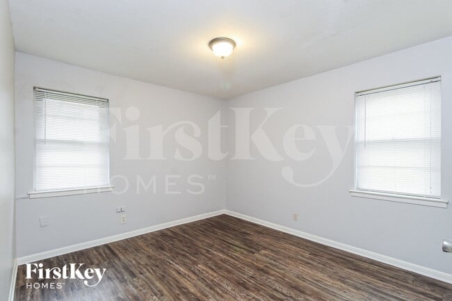 Building Photo - 3316 Sunnydale Ln