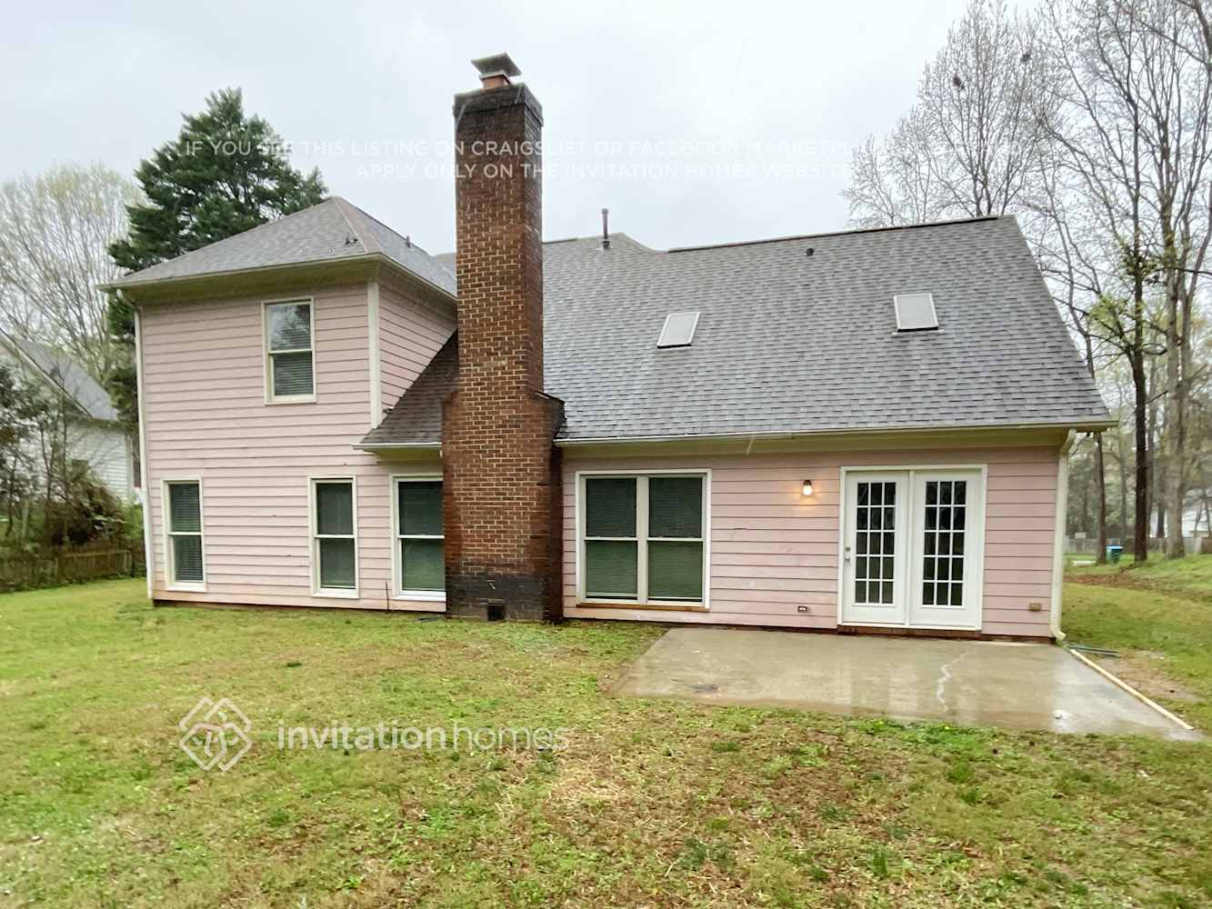 Building Photo - 2900 Oakcroft Dr