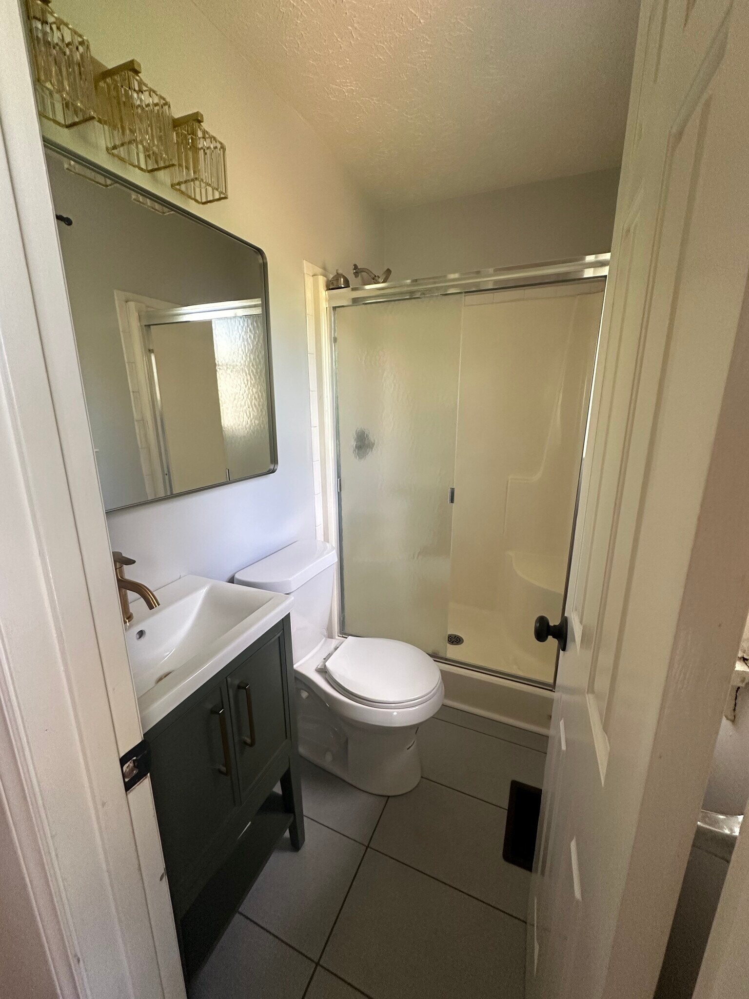 Building Photo - 763 Spring Meadows Dr