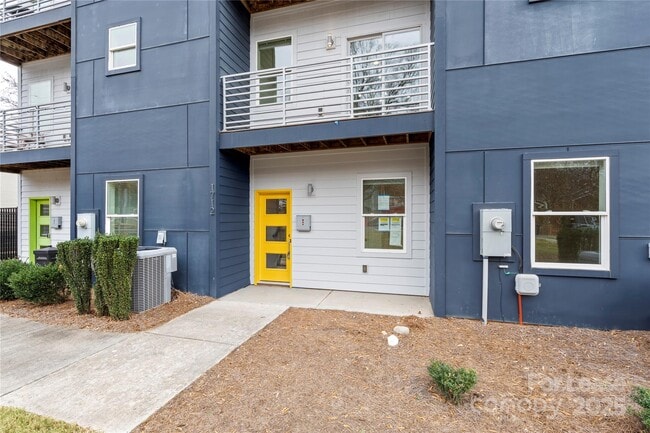 Building Photo - 1712 Pegram St