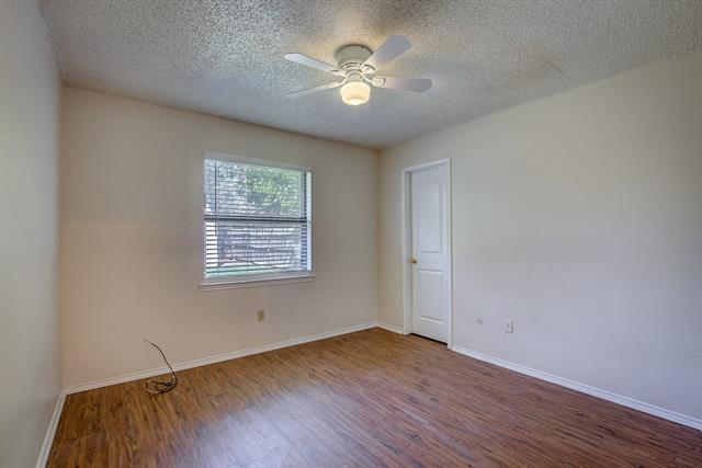 Building Photo - 6637 Fair Oaks Dr