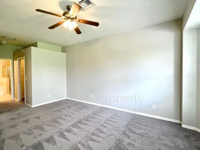 Building Photo - 13062 Sail Away St