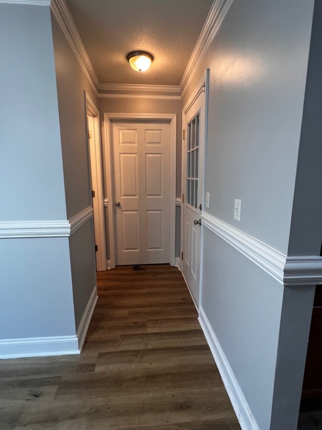 Building Photo - 92 Jackson Ave NE