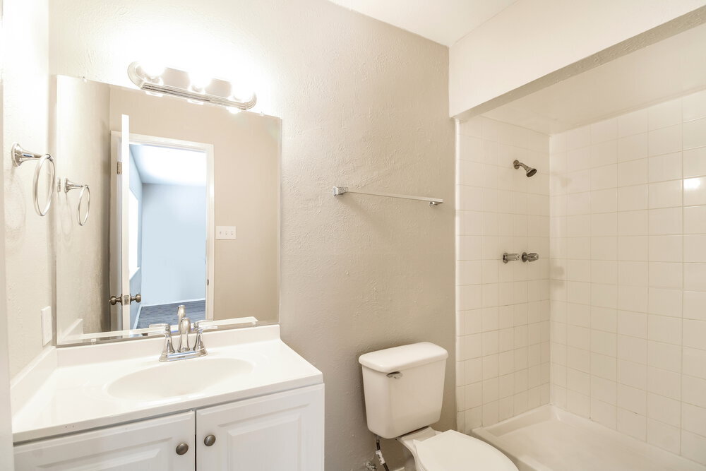 Building Photo - 5011 Ridge Manor Dr