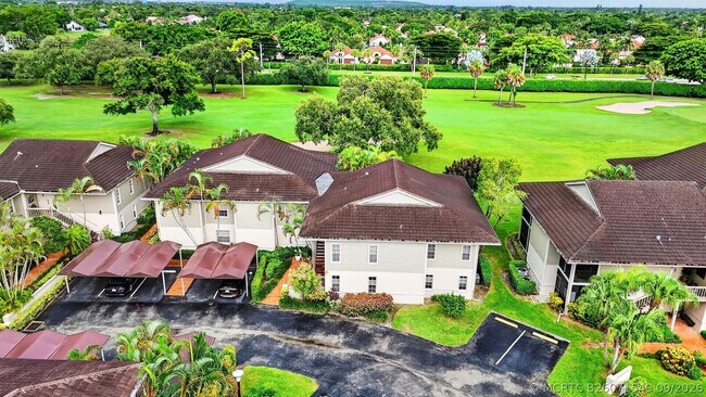 Building Photo - 7622 Elm Ridge Dr