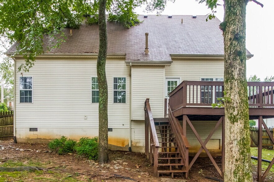 Building Photo - 1209 Highland Hills Dr