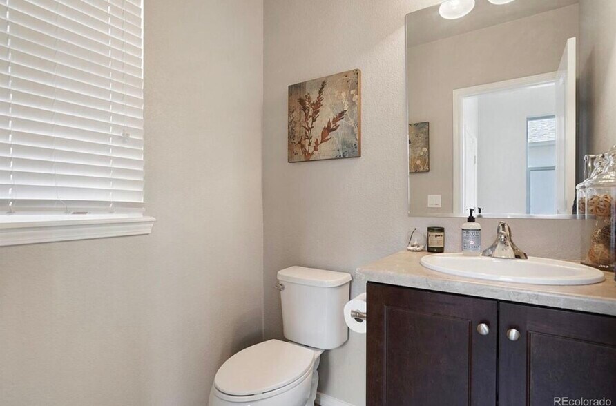 Building Photo - 11020 Echo Canyon Dr