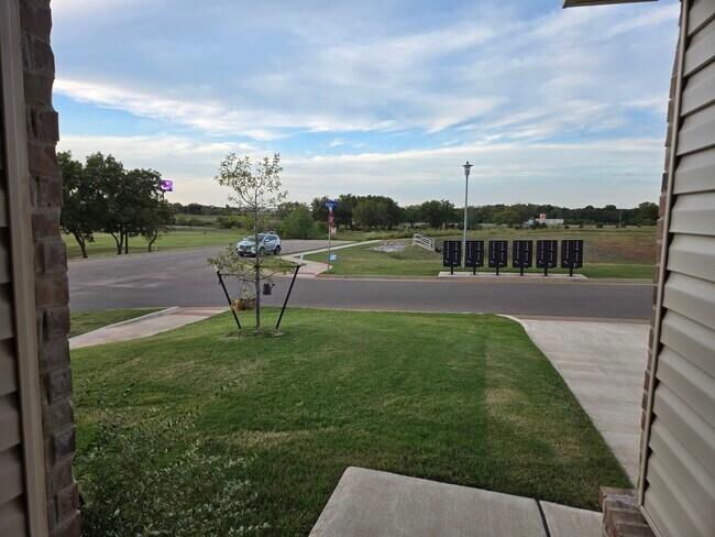 Building Photo - 1401 Madison Ave