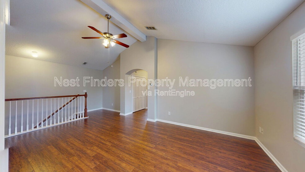 Building Photo - 105 N Aberdeenshire Dr