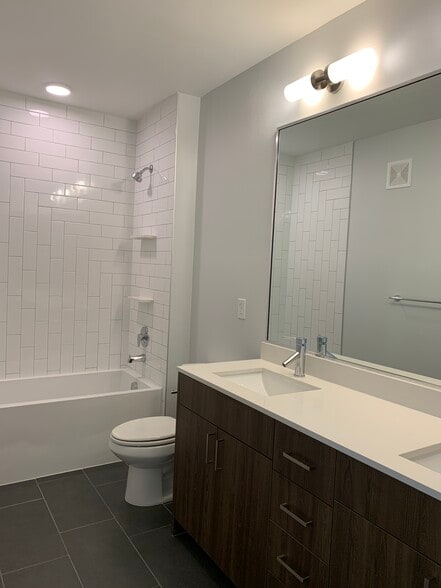 Second bathroom - 2213 Poquito St