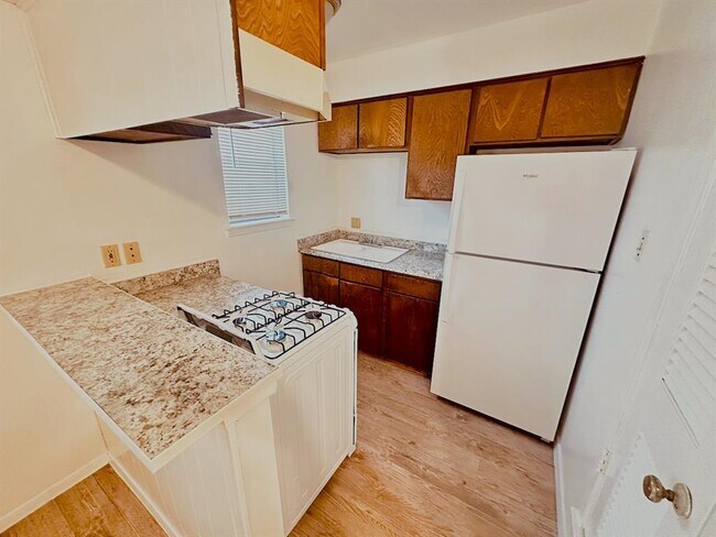 Building Photo - 4204 Speedway