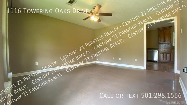 Building Photo - 1116 Towering Oaks Dr