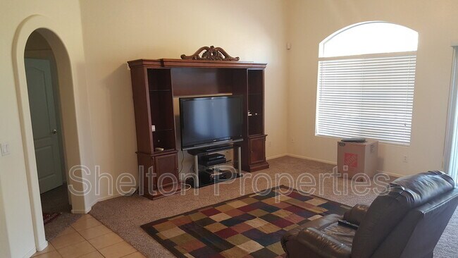 Building Photo - 3908 W Goodman Dr