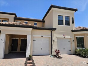 Building Photo - 10039 Crooked Crk Dr