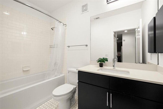 Building Photo - 2804 Treble Ln