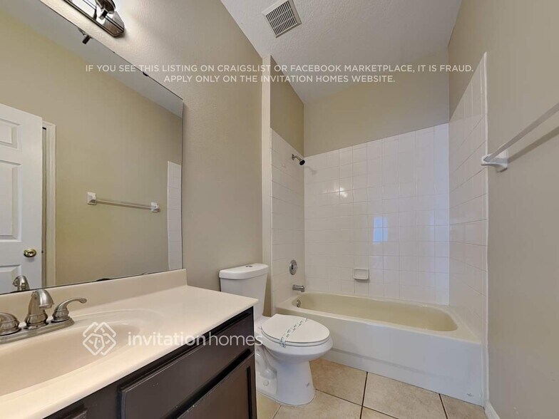 Building Photo - 2103 Hammock Moss Dr