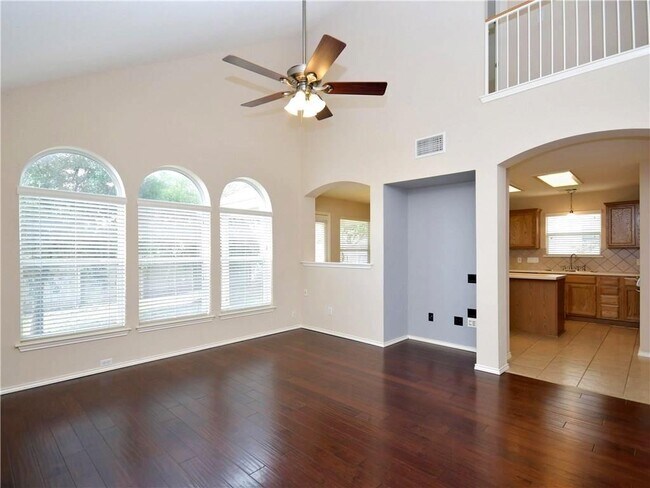 Building Photo - 11113 Crazy Well Dr