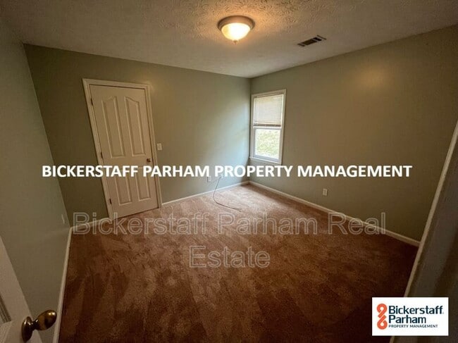 Building Photo - 6226 Bayberry Dr