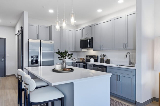 Building Photo - 1225 Rock Run Crossings Dr