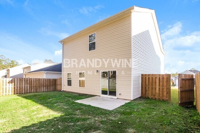 Building Photo - 506 Glenmanor Dr