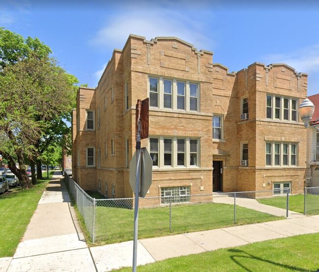 4956 W Drummond Pl 4956 W Drummond Pl Chicago IL 60639 Apartment Finder