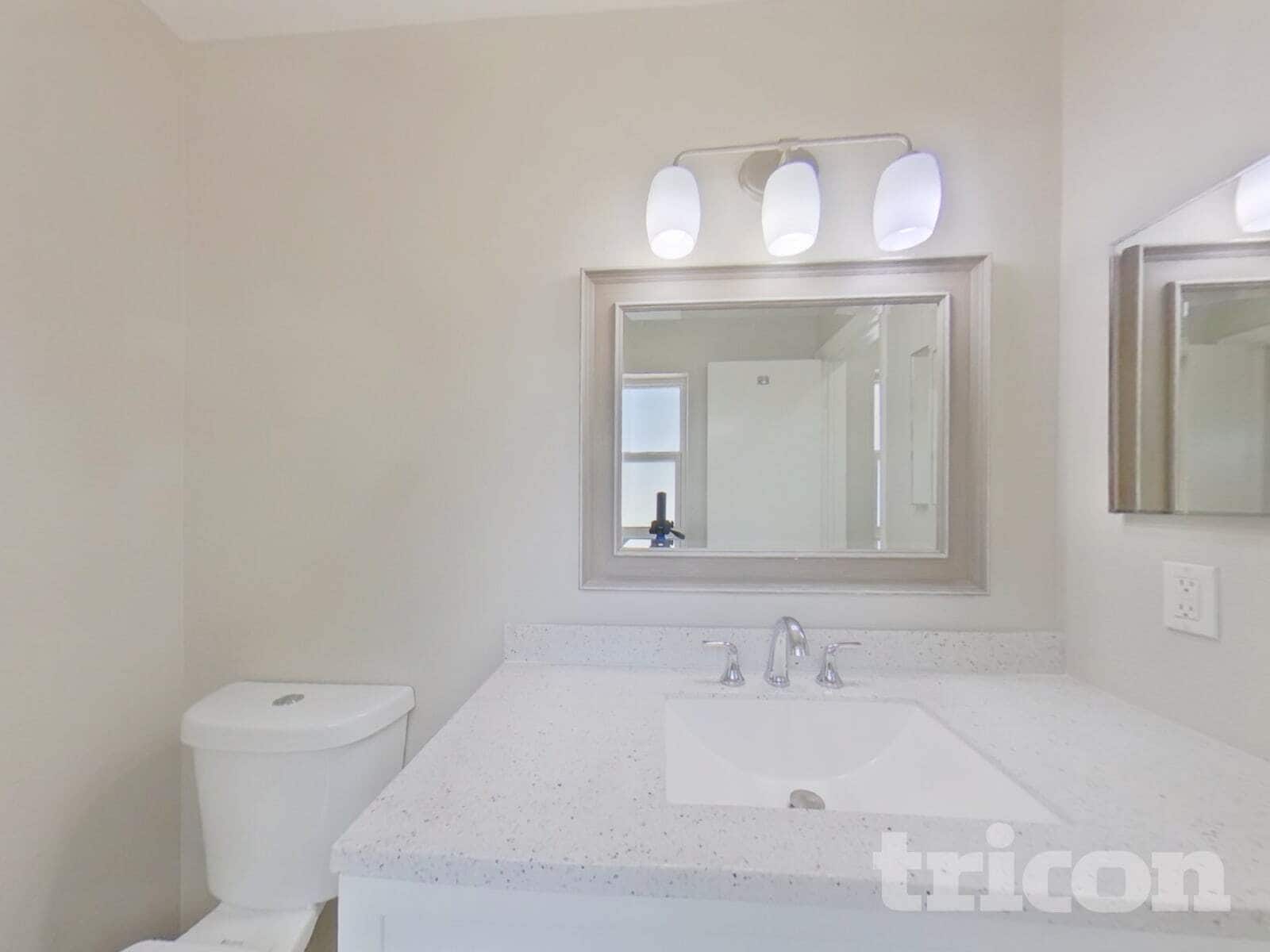 Building Photo - 1550 Hobson St