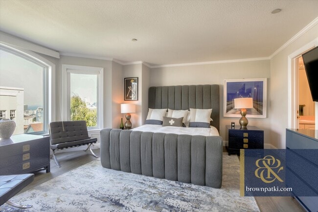 Building Photo - 2016 Pacific Ave