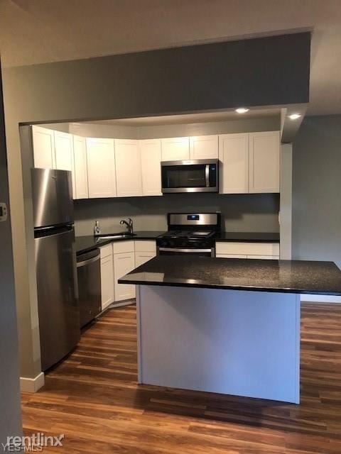 Building Photo - 3675 Clague Rd