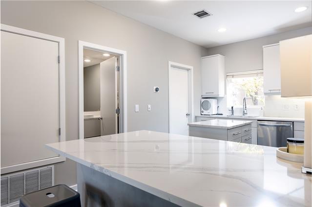 Building Photo - 4100 Travis St