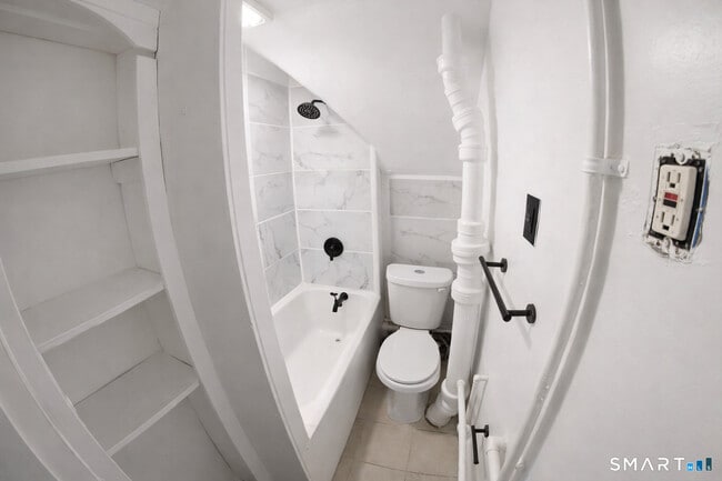 Building Photo - 69 W Liberty St