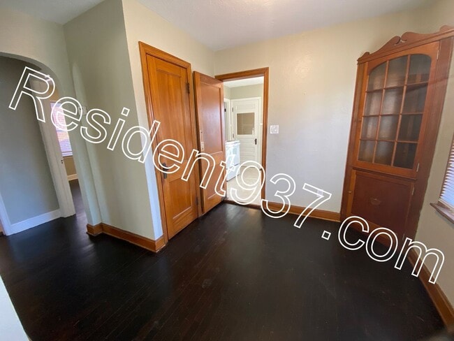 Building Photo - 2 Bed 1 bath home