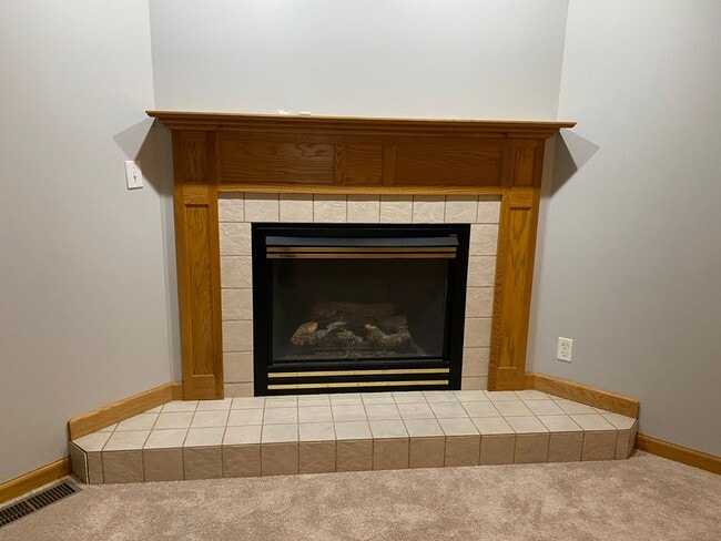 Building Photo - Outdoor living in the city