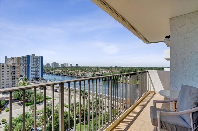 Building Photo - 1201 S Ocean Dr