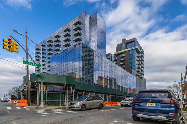 Building Photo - The Prince