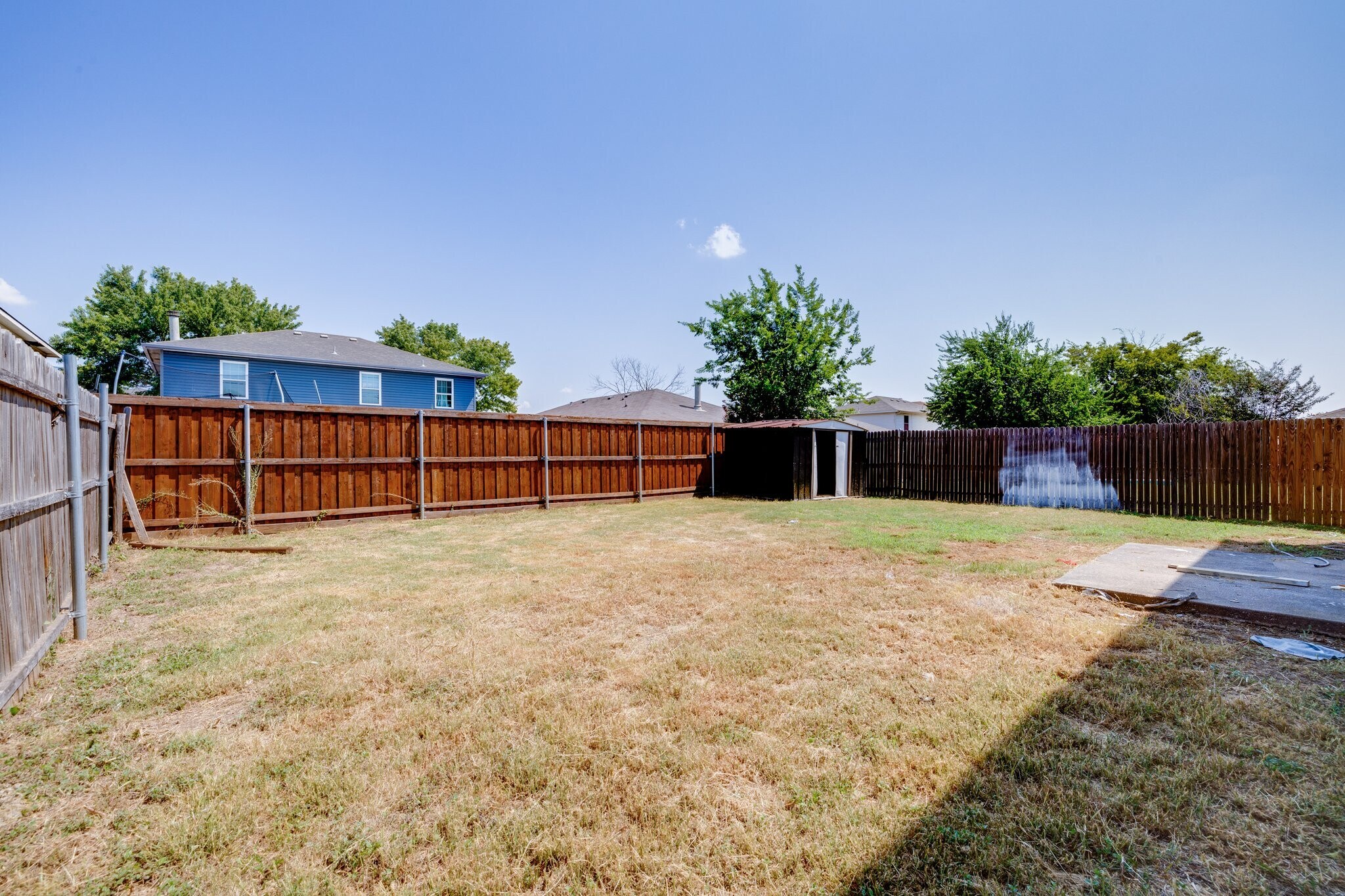 Building Photo - 4260 Meadowknoll Dr