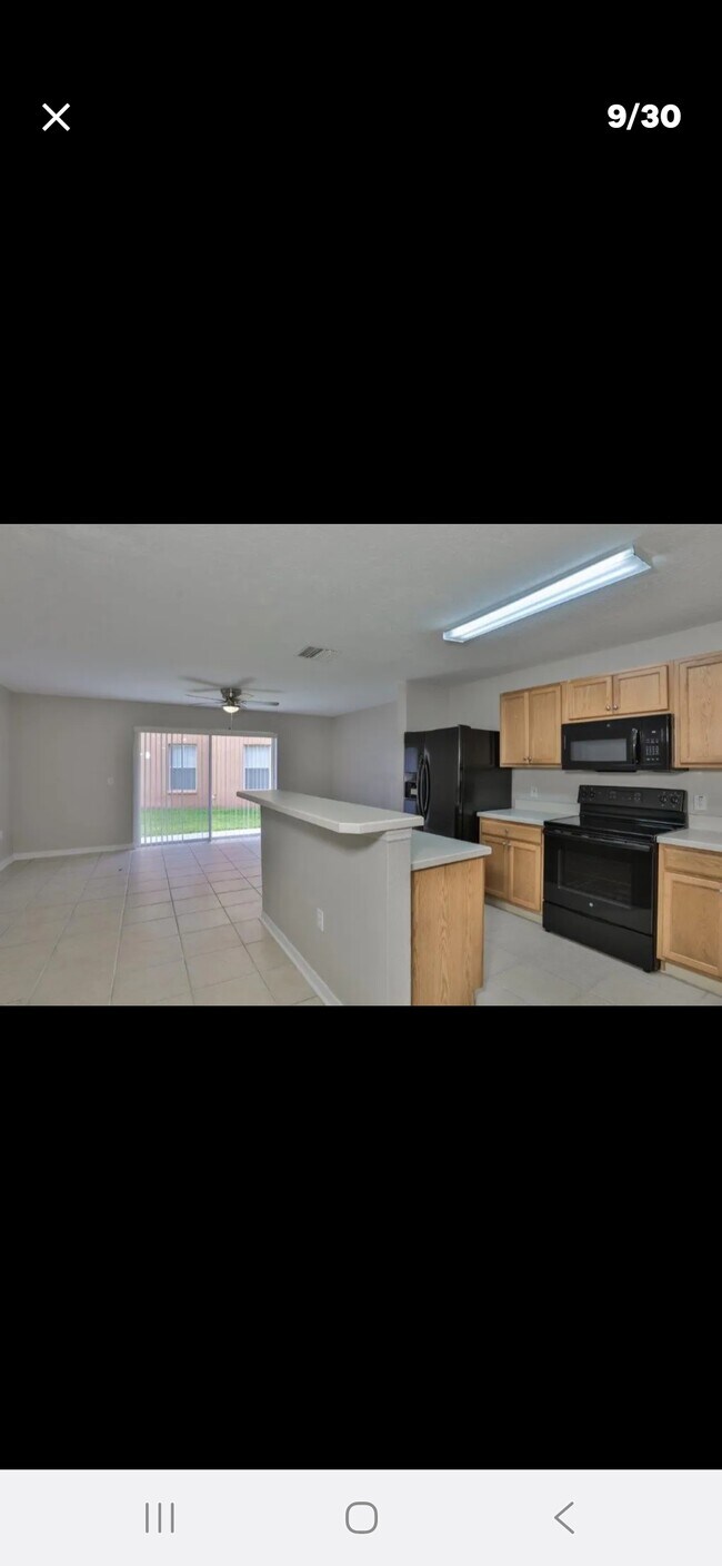 Building Photo - 6932 Hawthorne Trace Ln