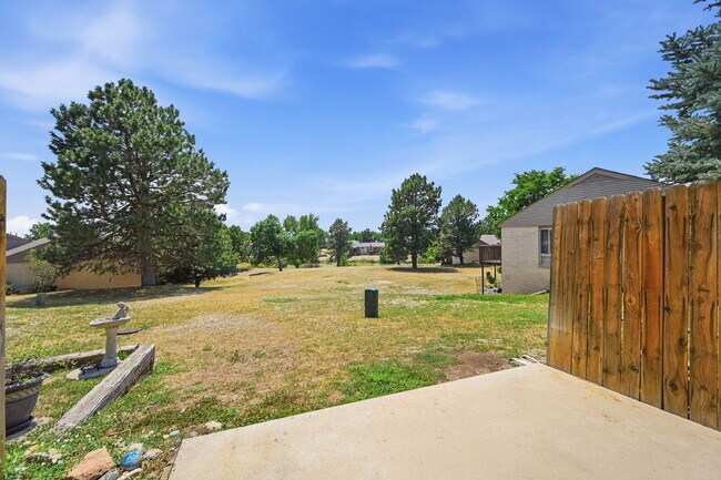 Building Photo - $2,440.95, 2 Beds - 3 Bath, Single Family Home in Littleton with Brand New Appliances!