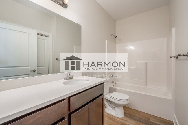 Building Photo - 2018 N Reece Ct