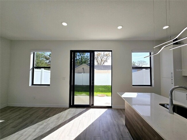 Building Photo - 7519 Gesualdo Ct