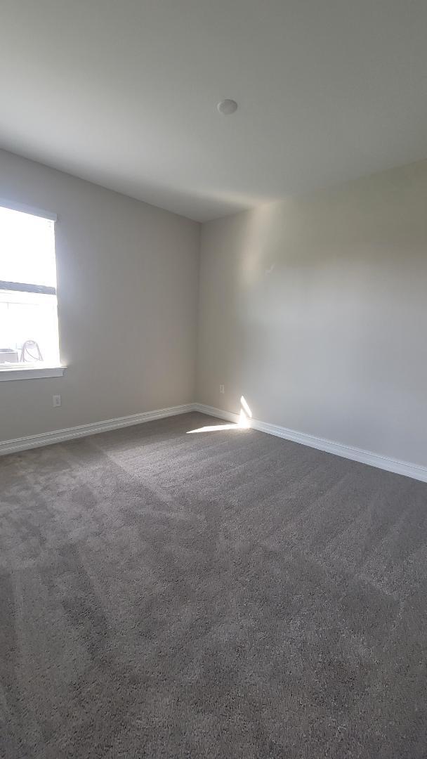 Building Photo - 3930 SW 16th Pl