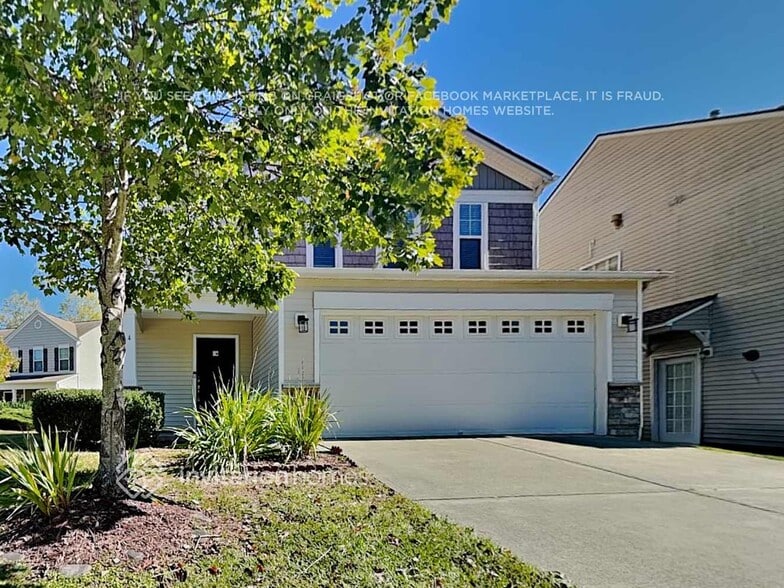 Primary Photo - 4 Duck Pond Ct