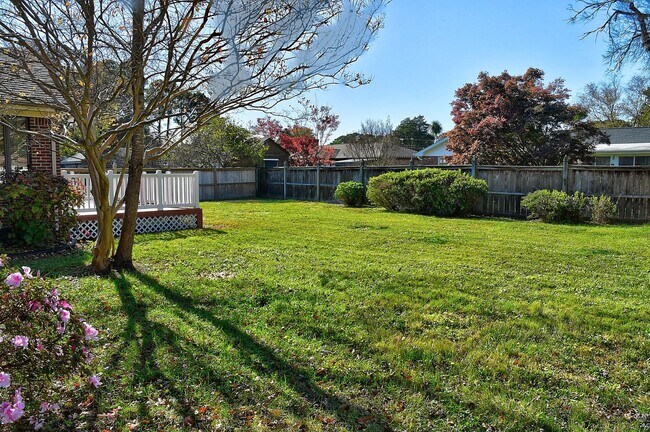 Building Photo - FOR RENT VIRGINIA BEACH