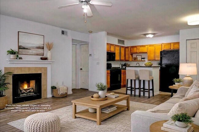 Building Photo - 320 Black Oak Ct