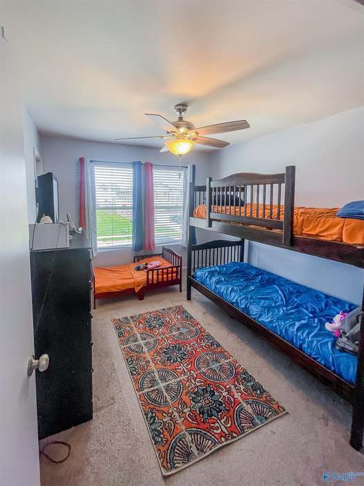 Building Photo - 3284 Castlecreek Dr